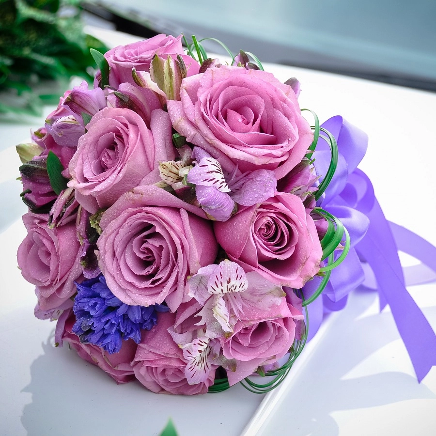 Gəlin buketi çəhrayı tonlarda