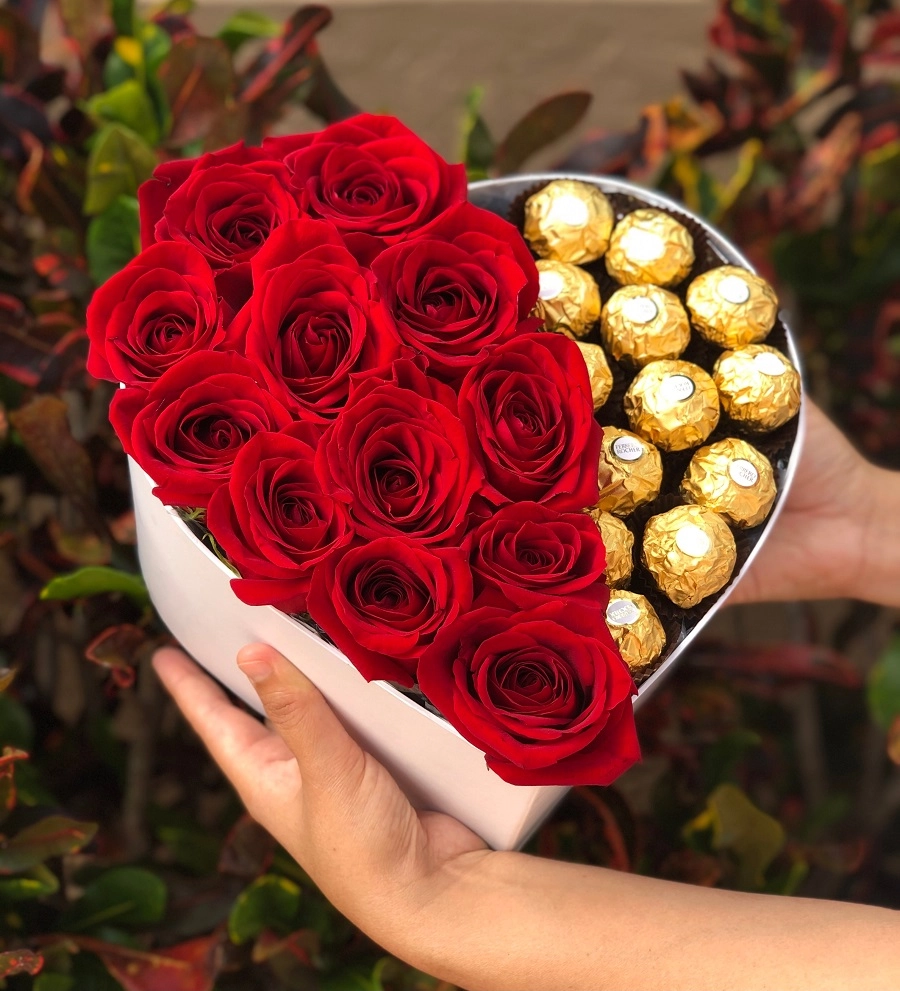 Elit və incə qutumuz 8 mart - Image 2