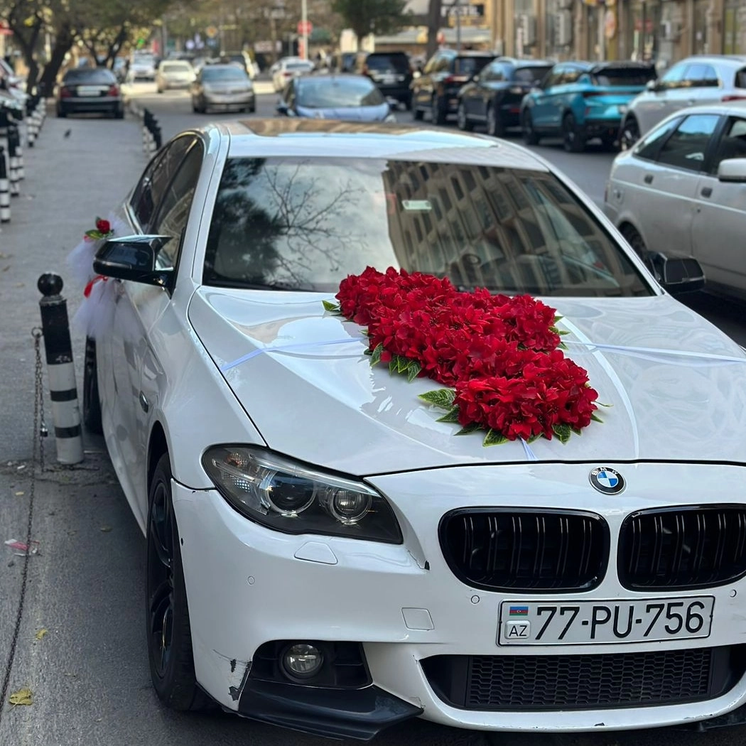 Maşın bəzədilməsi kirayə Maşın bəzəmə