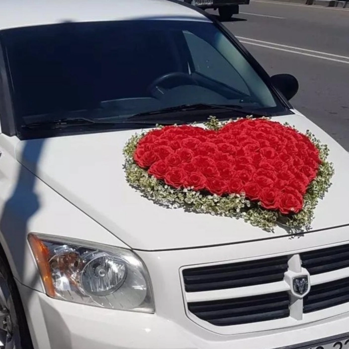 Toy maşını ürək formasında Maşın bəzəmə